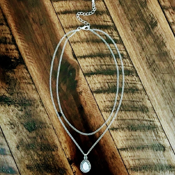 NEW. Double Layer Moonstone like Necklace - Picture 3 of 4
